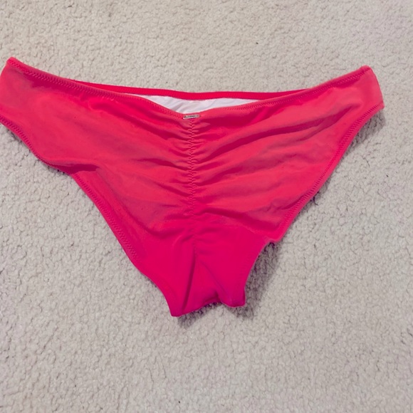 Victoria Secret PINK swimsuit bottoms hot pink size medium - Picture 1 of 2
